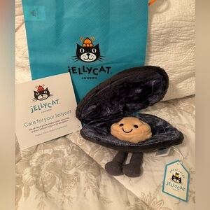 Jellycat Amuseables Michelle Mussel